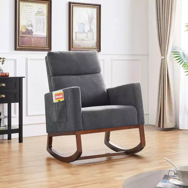 Fauteuil à bascule rembourré – Pieds en bois d'hévéa, poches latérales, capacité de 136 kg